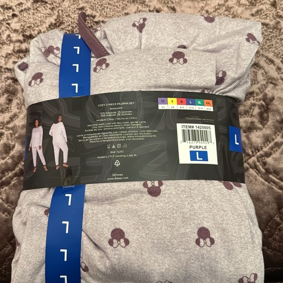 BRAND NEW DISNEY MINNIE MOUSE COZY 2-PIECE PAJAMA SET SIZE LARGE - Picture 2 of 5